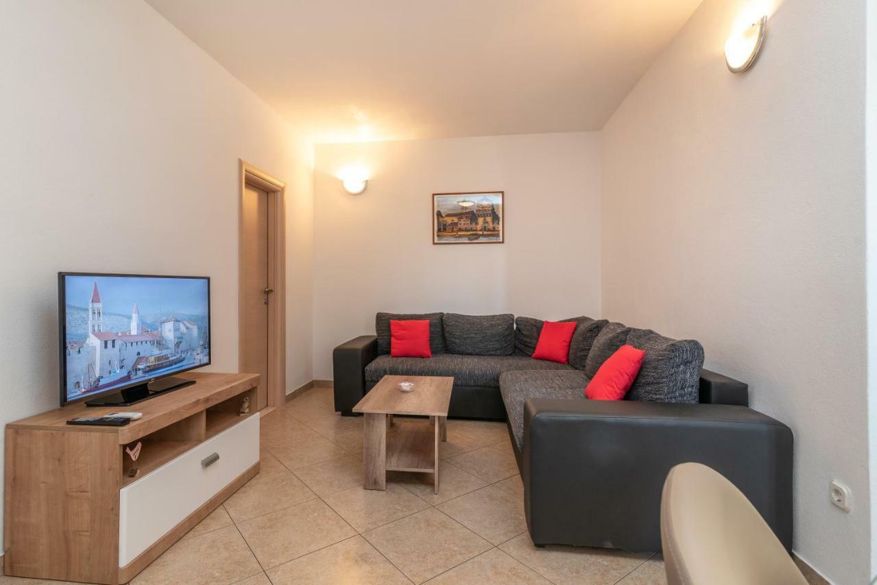 Apartments Ivan トロギール エクステリア 写真