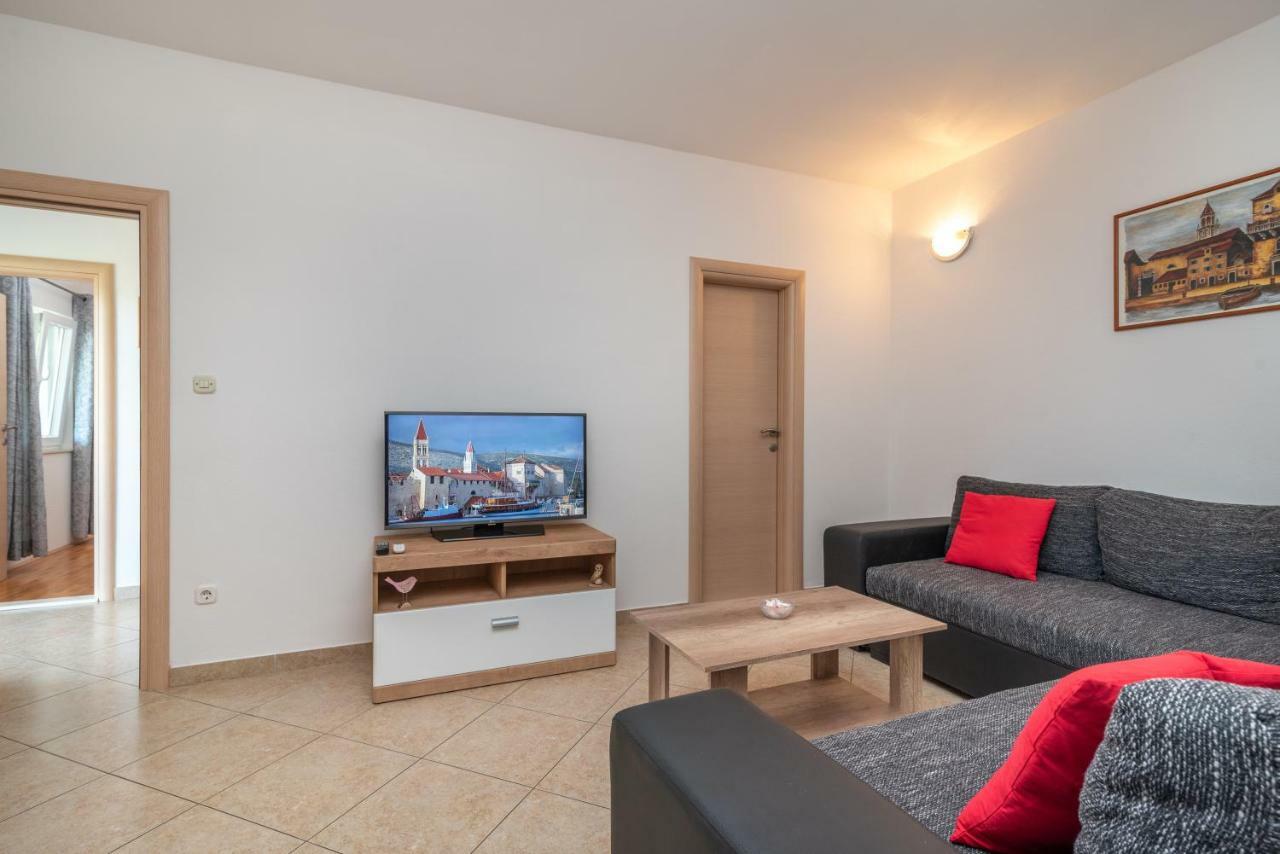 Apartments Ivan トロギール エクステリア 写真